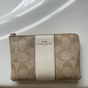 Coach Wristlet Wallet